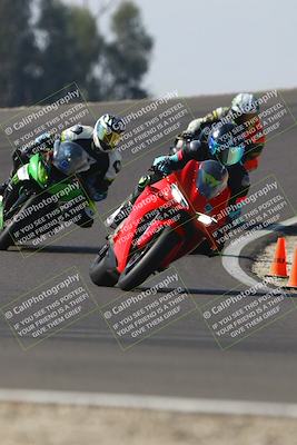 media/Nov-01-2025-TrackDaz (Sat) [[2b4d5192bc]]/B Group/1220pm (Turn 2 Outside)/